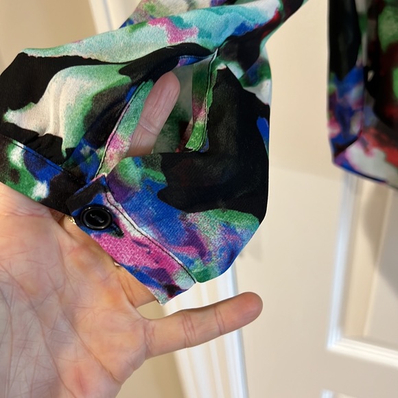 Parker Blouse size medium - Picture 4 of 6